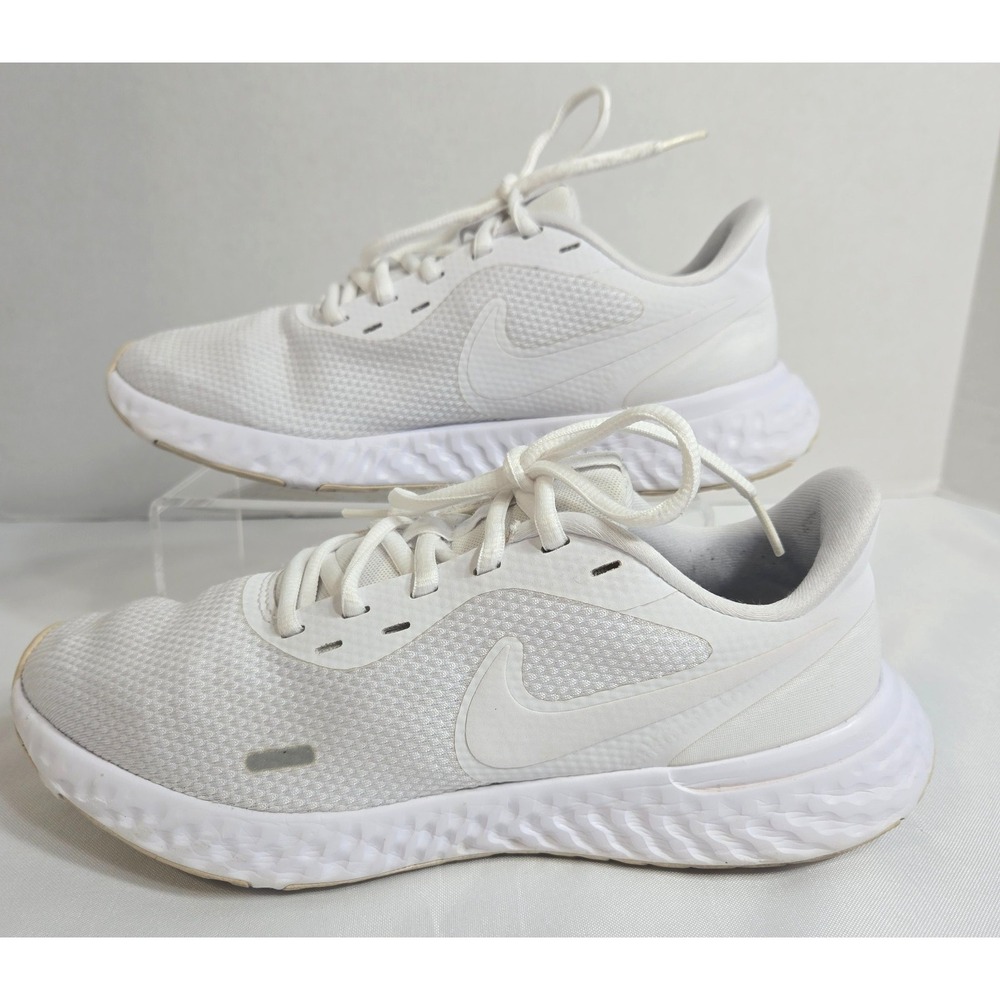 Nike Revolution 5 Women's sz 8.5 Triple White Running Shoe/Sneaker BQ 3207-104 - Picture 5 of 9